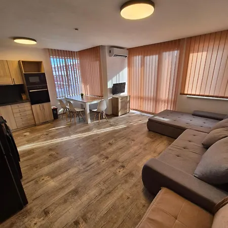 Apartament Ttt *